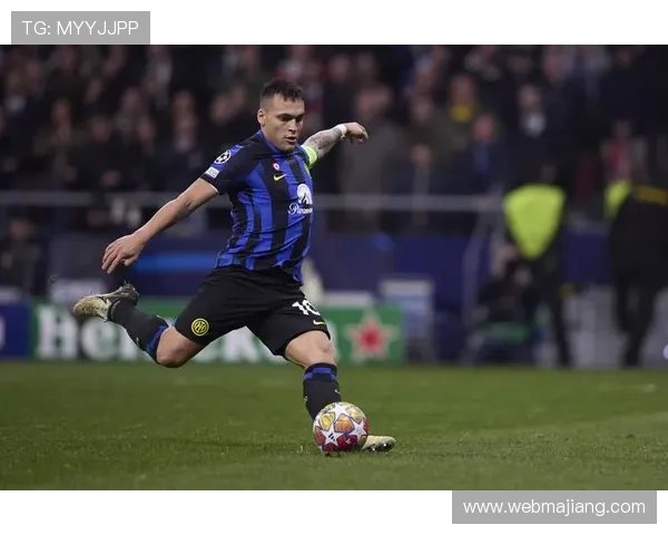 开云官方平台作为国际米兰赞助商的合作案例分析及其对足球俱乐部商业价值的提升作用